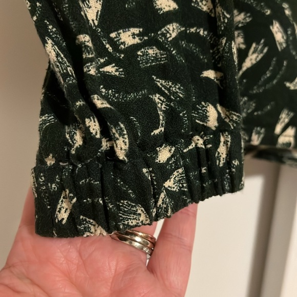 Pact Organic Cotton Forest Green Blouse Size Small - Picture 5 of 6